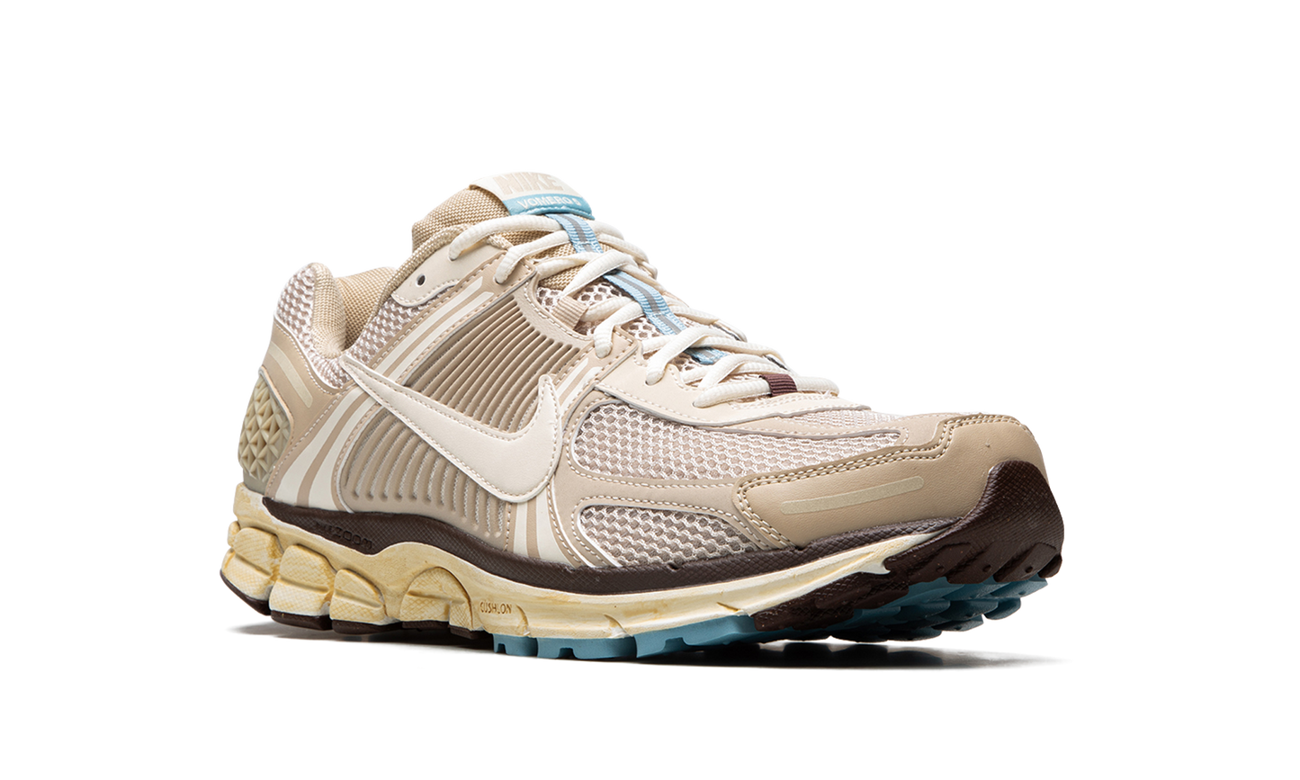 VOMERO 5 MNS WMNS"Oatmeal" FB8825 111