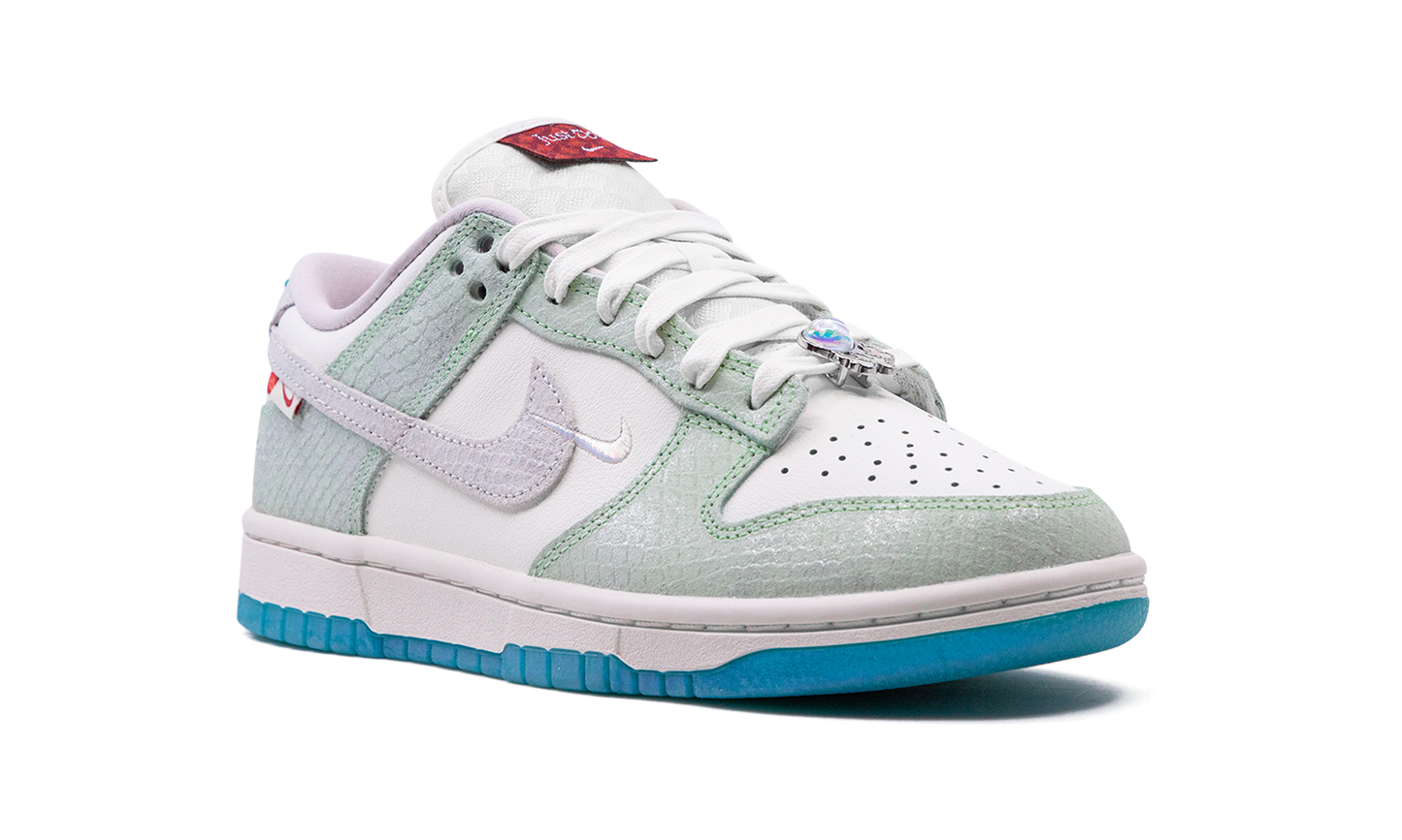 Dunk Low LX WMNS"Year of the Dragon 2024" FZ5065 111