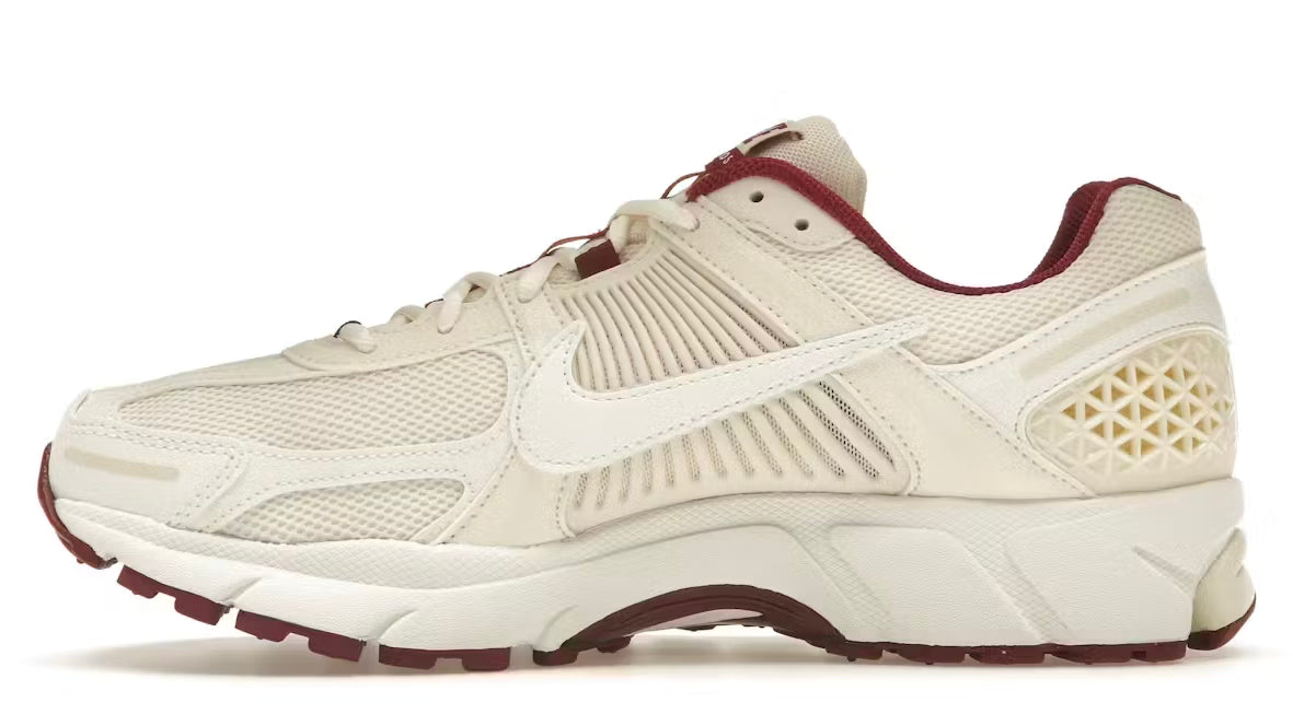 Zoom Vomero 5 Valentine's Day