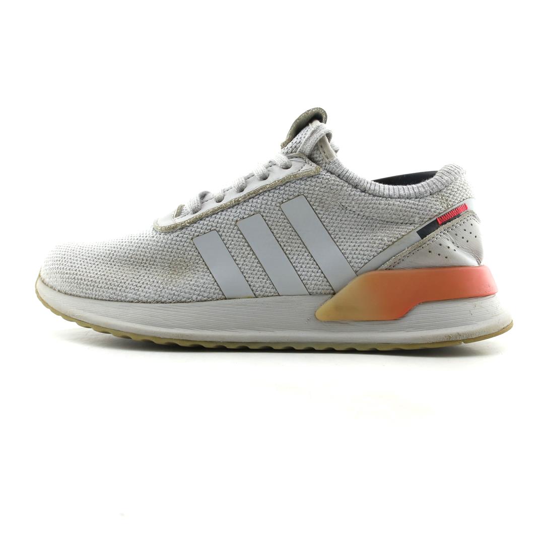 U PATH X