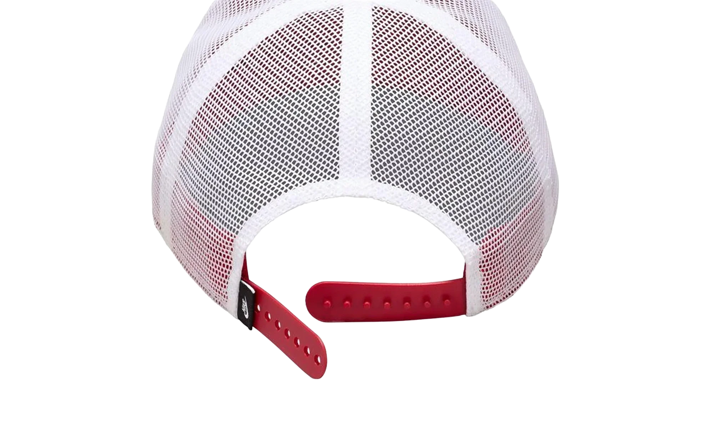 RISE CAP OVERSIZED FUTURA TRUCKER "Gym Red / White" HV8699 687