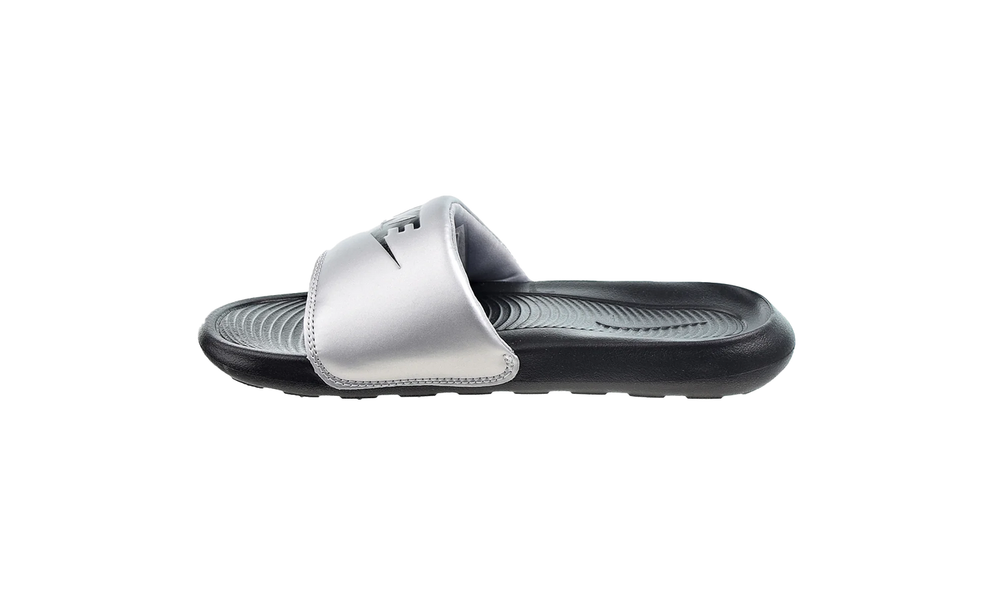Victori One Slides WMNS"Black-Metallic Sliver" cn9677 006
