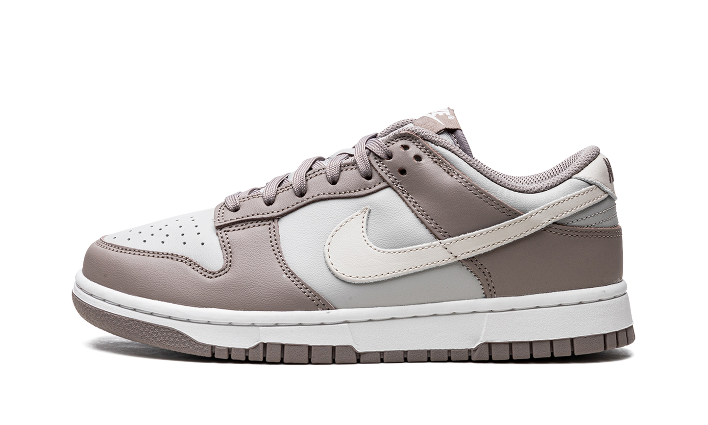 DUNK LOW WMNS"Moon Fossil" FD0792 001