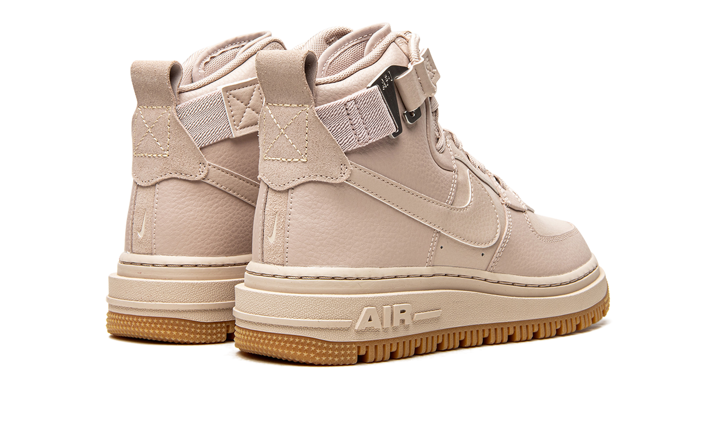 AIR FORCE 1 HIGH UTILITY MNS WMNS DC3584 200