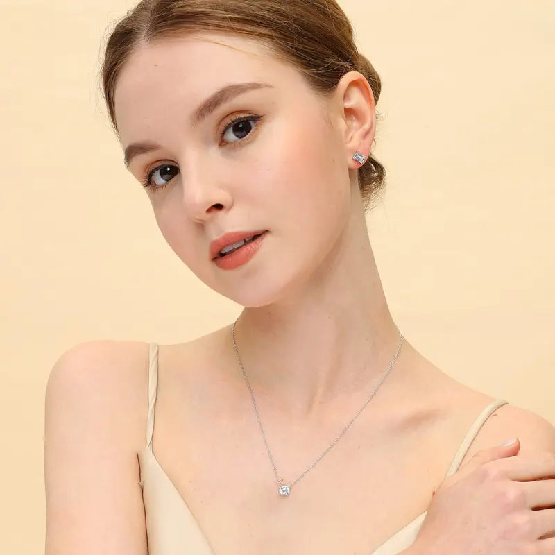 Dainty Round Cut CZ Pendant Necklace for Women