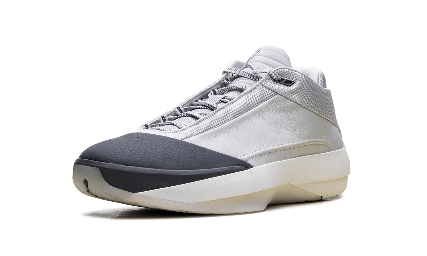 40 "Wolf Grey" HM9931 001