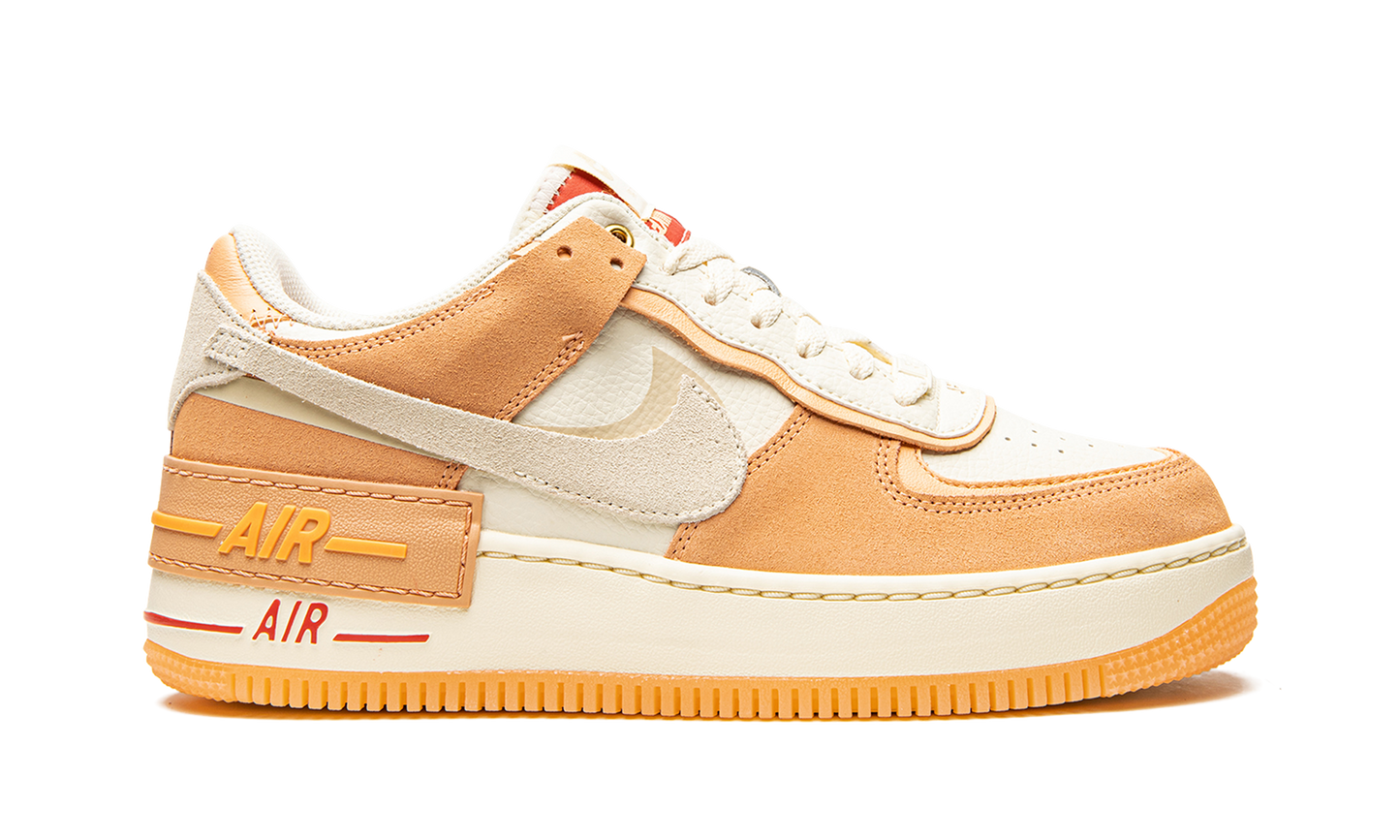 AIR FORCE 1 SHADO MNS WMNS"Sisterhood - Cashmere" DM8157 700