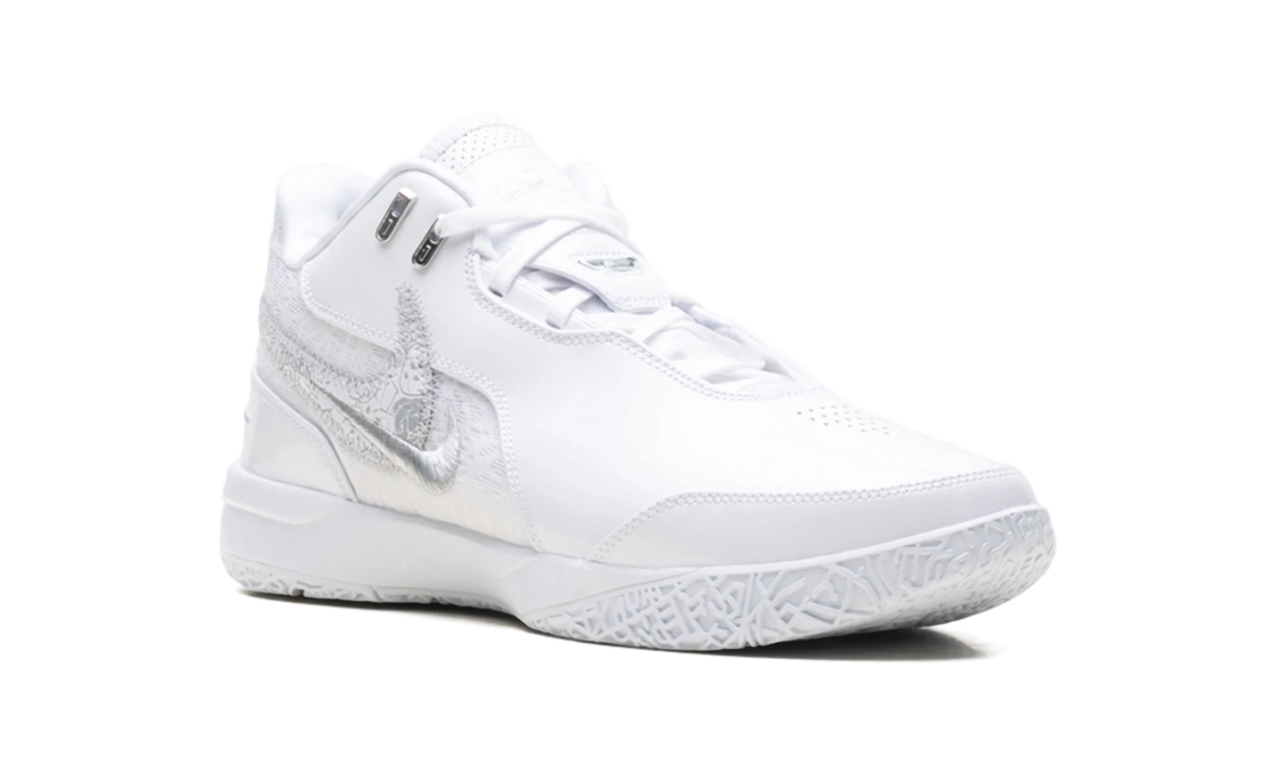 Zoom Lebron NXXT GEN AMPD "White Light Smoke Grey" FJ1566 102