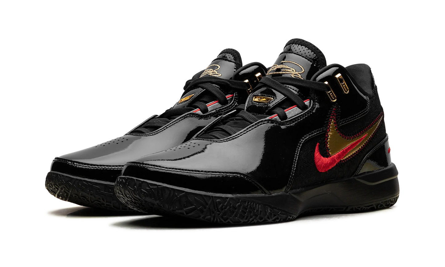Zoom LeBron NXXT Gen AMPD "Black University Red Gold" FJ1566 001