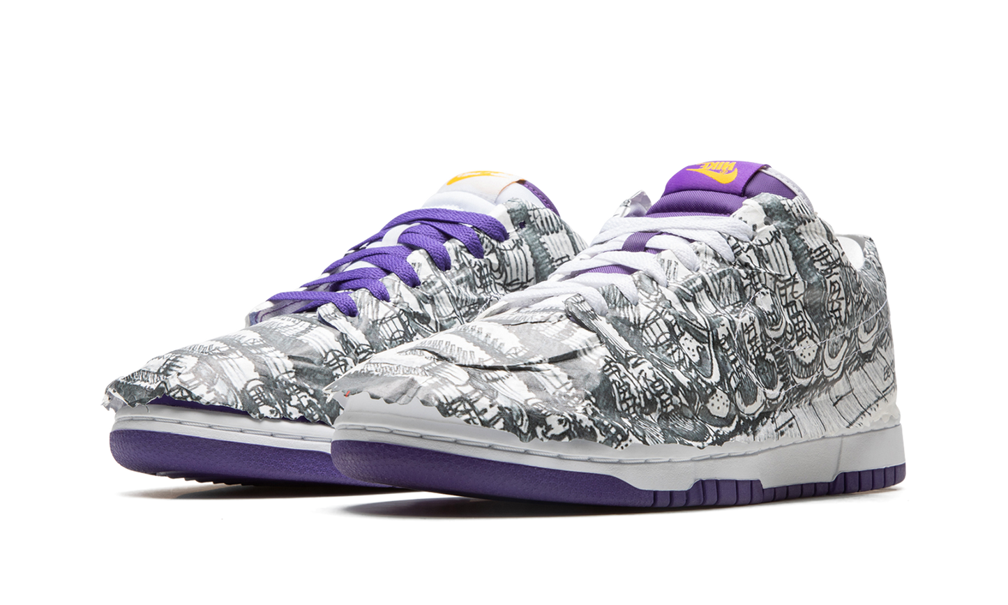 DUNK LOW WMNS"flip the school"