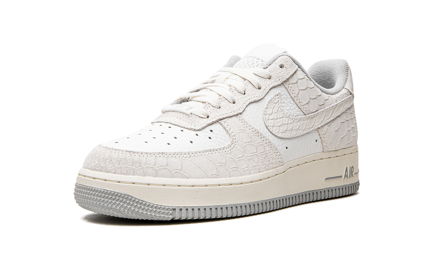 AIR FORCE 1 WMNS"White Python" DX2678 100