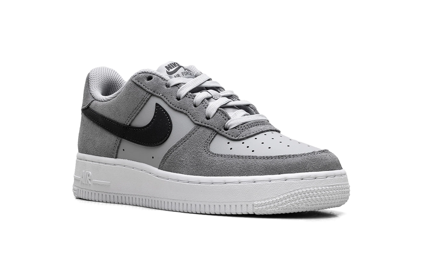Air Force 1 GS "Smoke grey" IQ2743 001