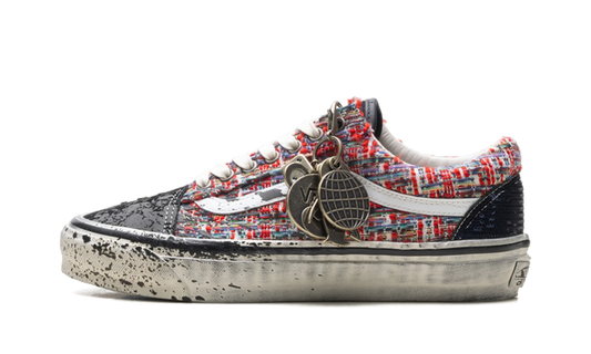Premium Old Skool "Charms Red Black" VN000D9VBOS
