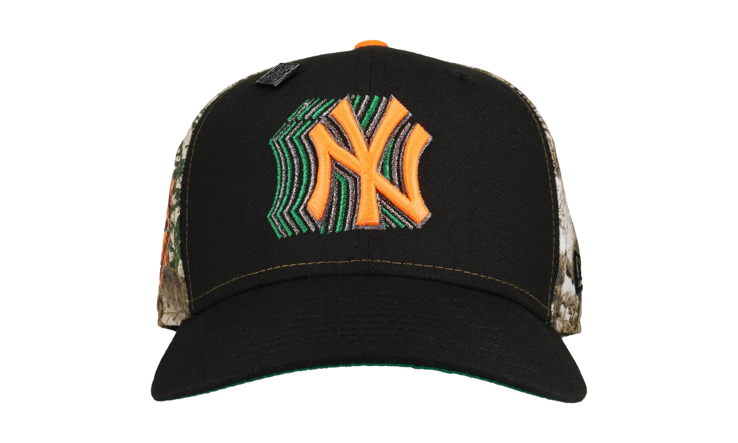 59FIFTY New York Yankees Trippy Metallic Fitted Hat "Real Tree / Black" NE339