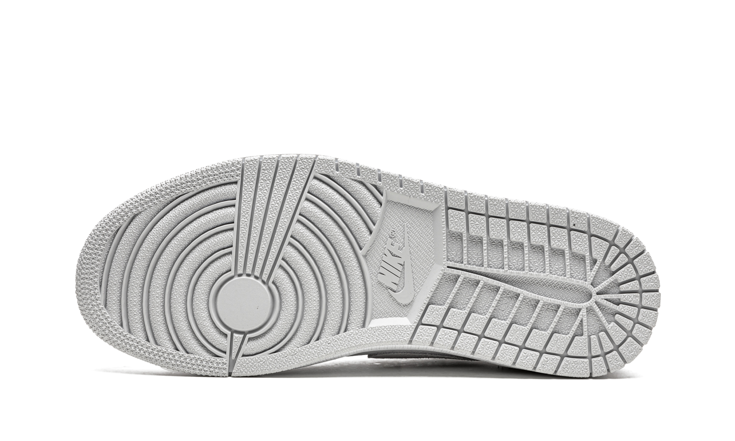 1 Low OG "Neutral Grey" CZ0790 100