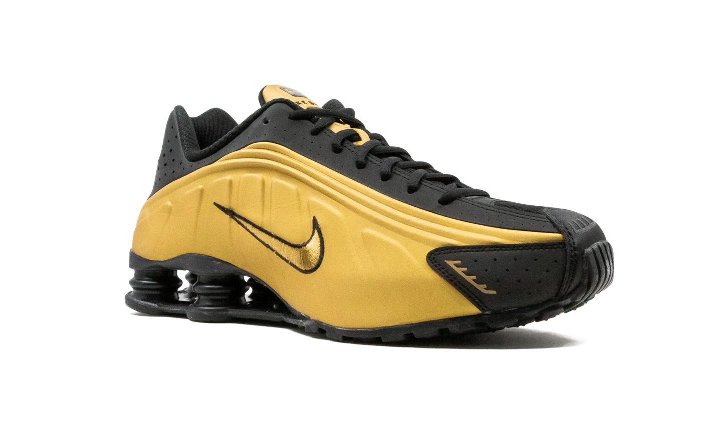 Shox R4 "Metallic Gold" 104265 702