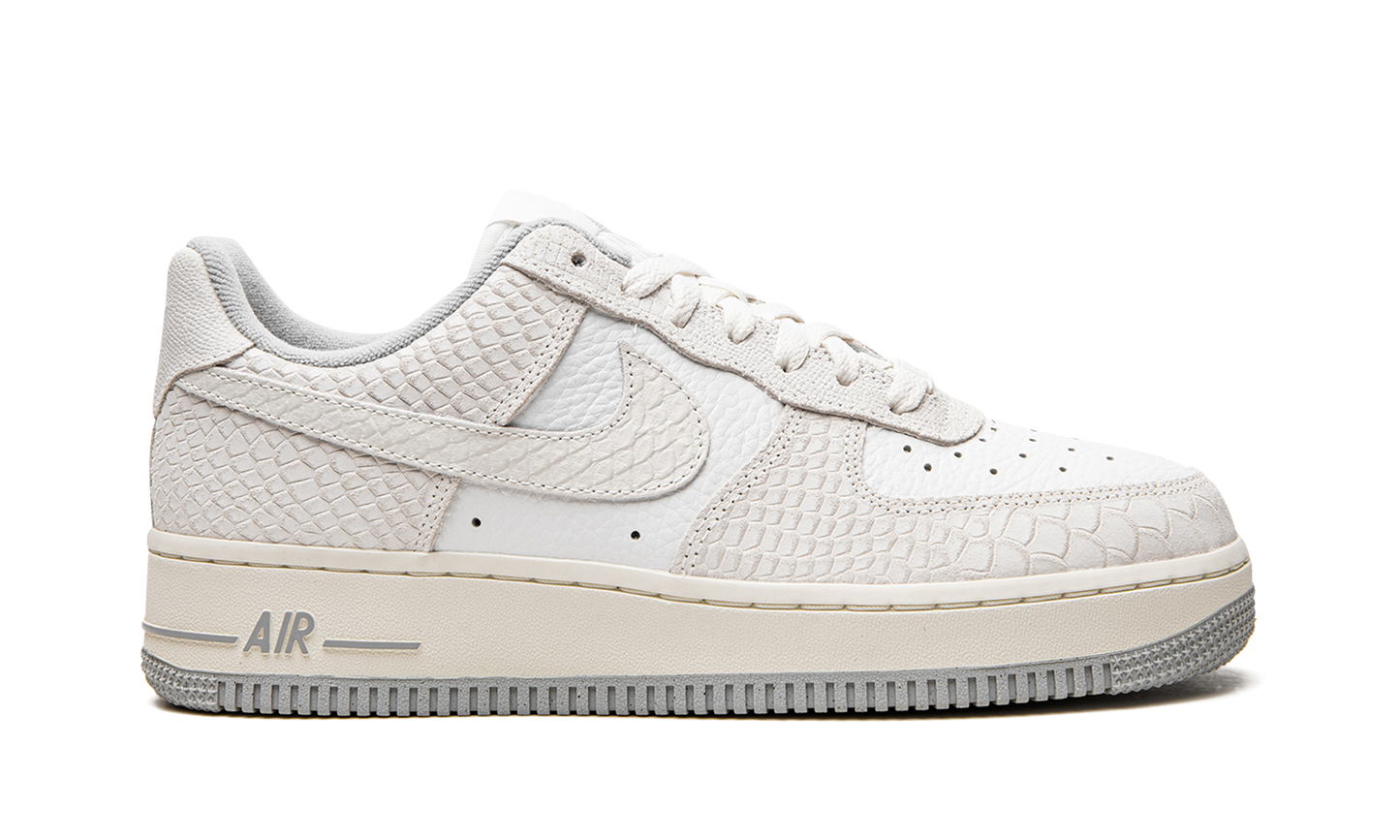 AIR FORCE 1 WMNS"White Python" DX2678 100