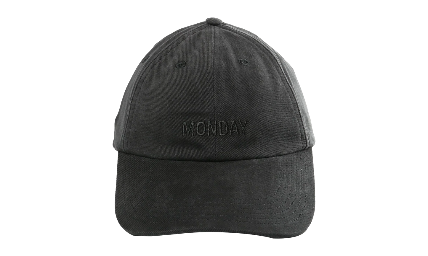 Monday Pristine Cap "Black" UE76CA325B BLAC