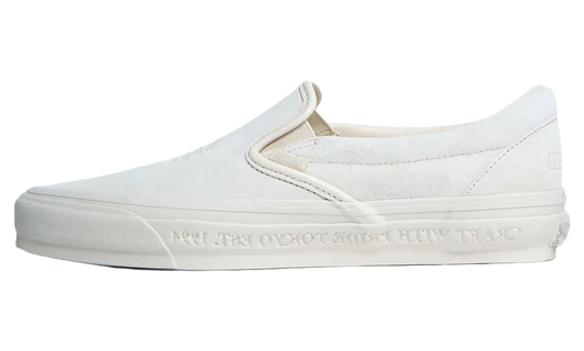 Neighborhood OTW Classic Slip-On 98 Sneaker "Natural" VN000EDG7VJ