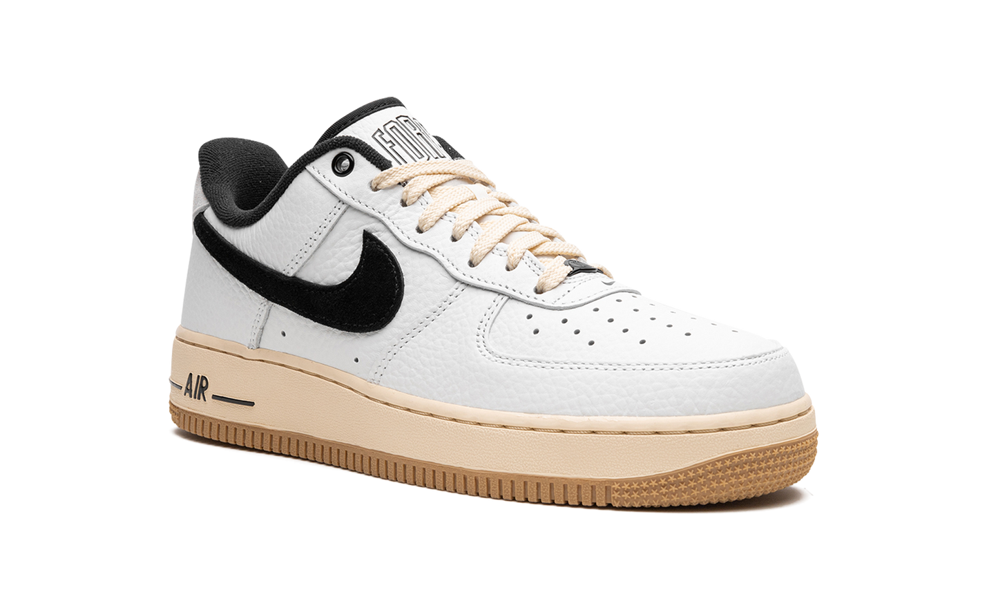 AIR FORCE 1 LO MNS WMNS"Command Force - Summit White" DR0148 101