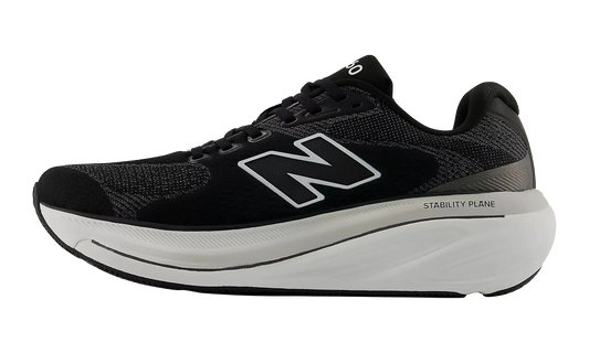 860v15 "Black White" M8607GW