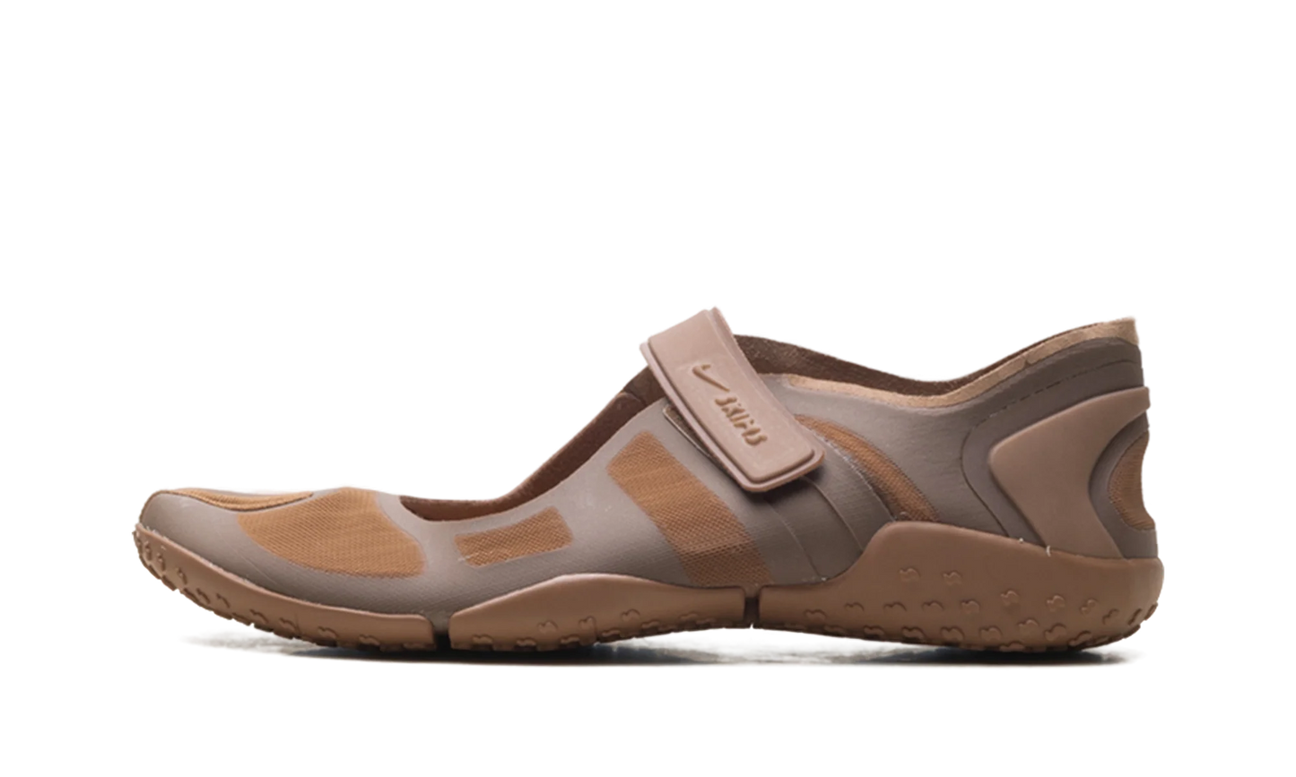 Air Rift Mesh WMNS "SKIMS - Archaeo Brown" IO7694 201