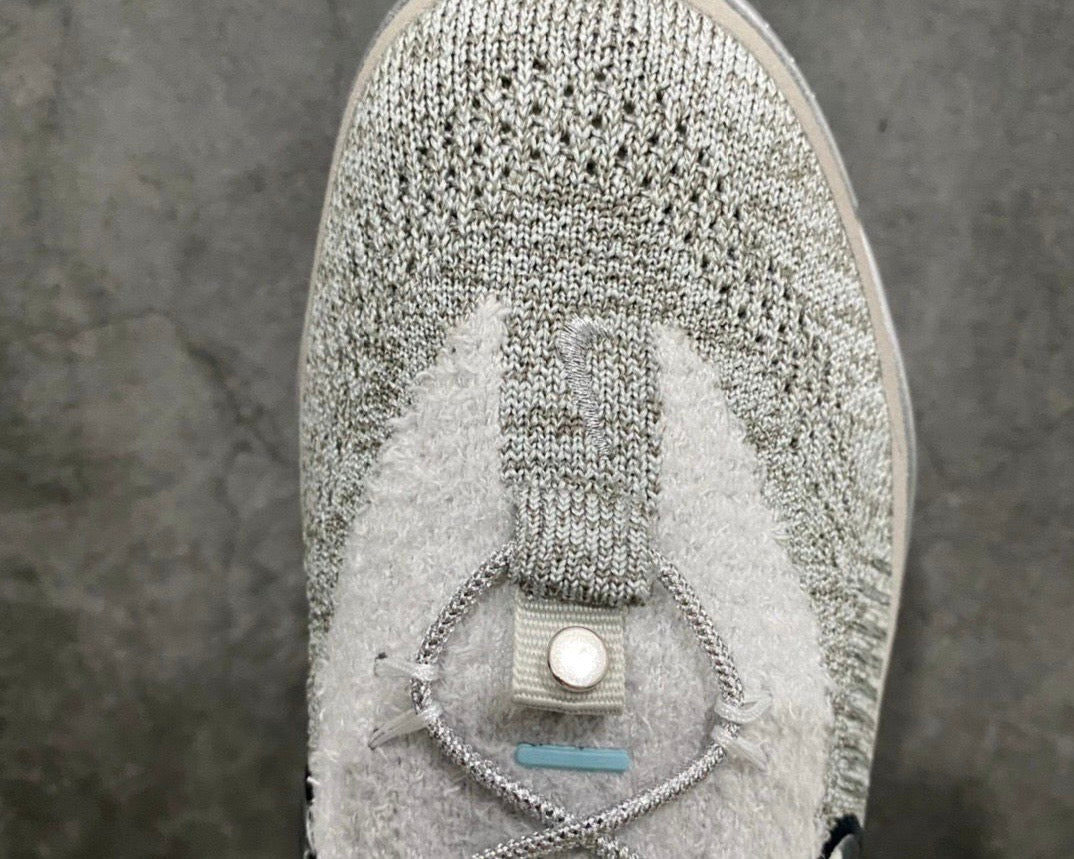 Max Scorpion White Silver