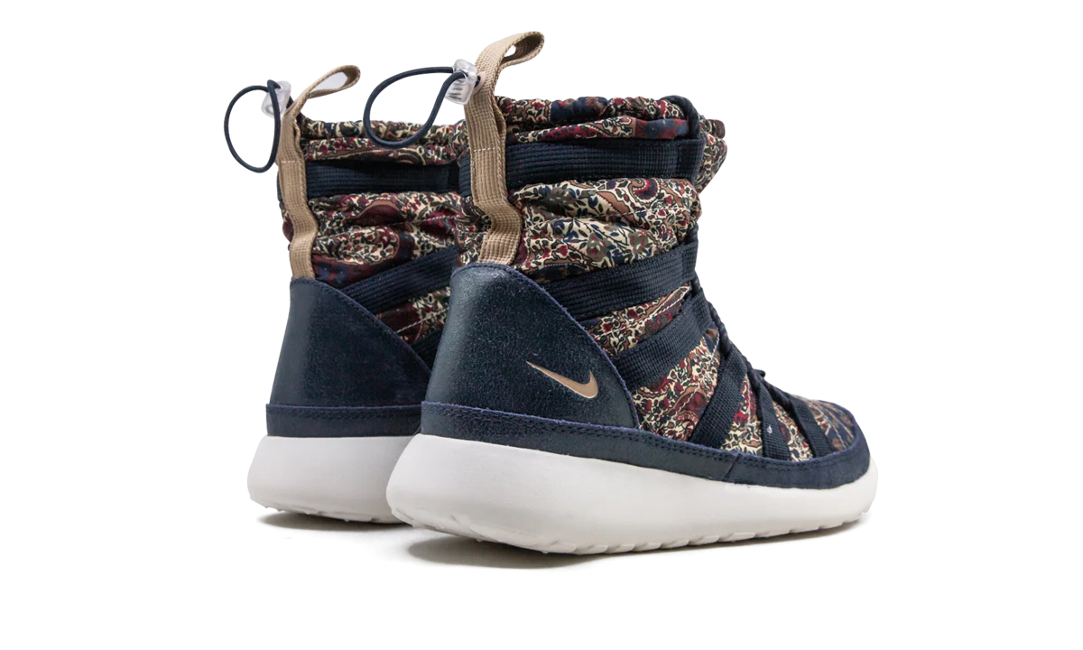 Roshe Run Hi Sneakerboot QS WMNS "Liberty of London Armory Navy" 633519 402