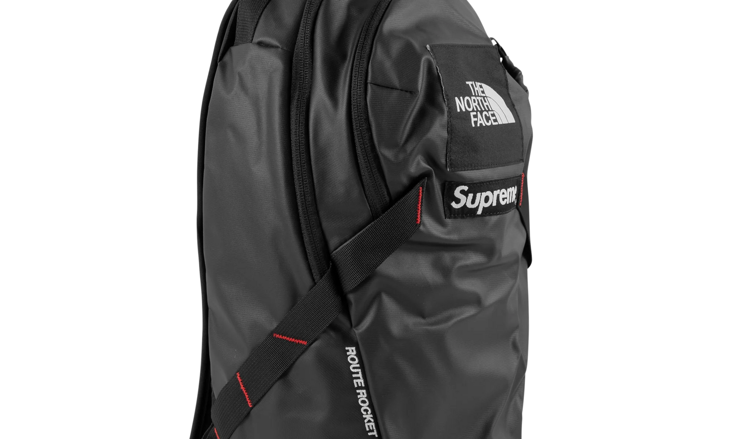 TNF Outer Tape Seam Route Rock "SS21 - Summit Series" SU10580