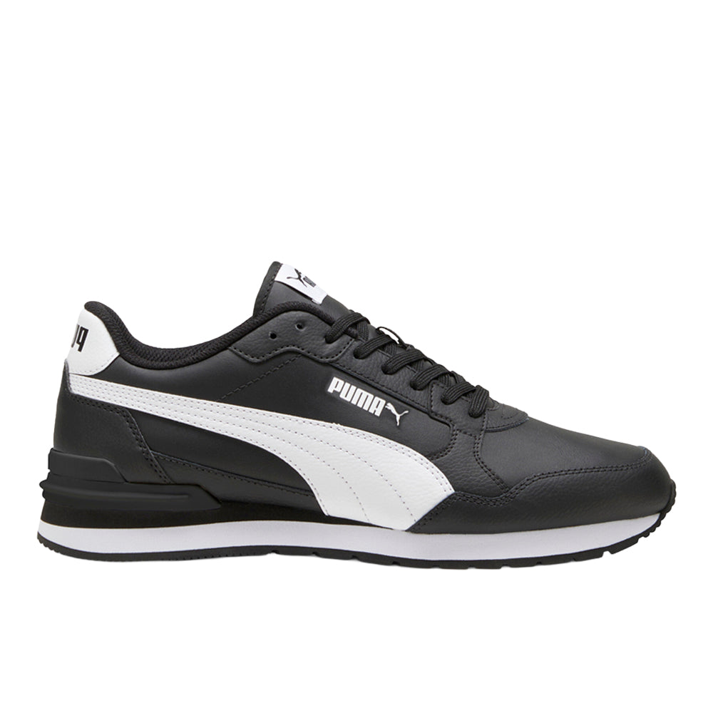 ST Runner v4 Leather Lace Up Sneakers