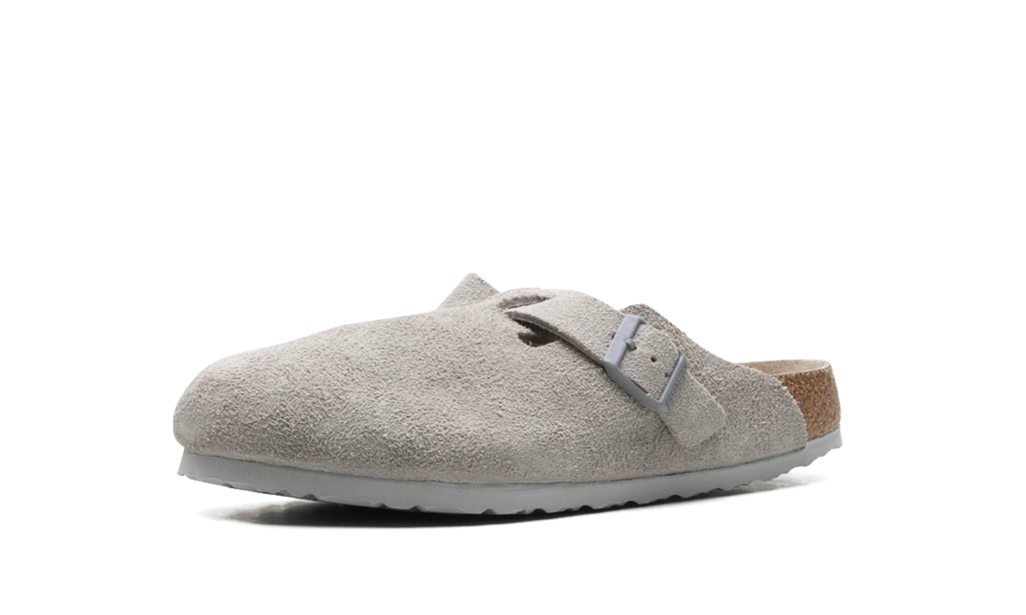 Boston Soft Footbed "Suede Stone Coin" 1020549