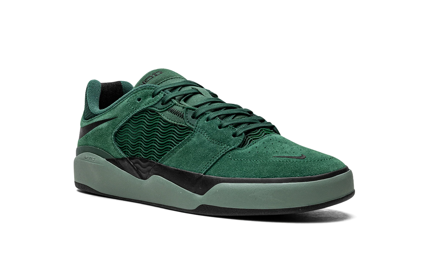 SB Ishod DC7232 301