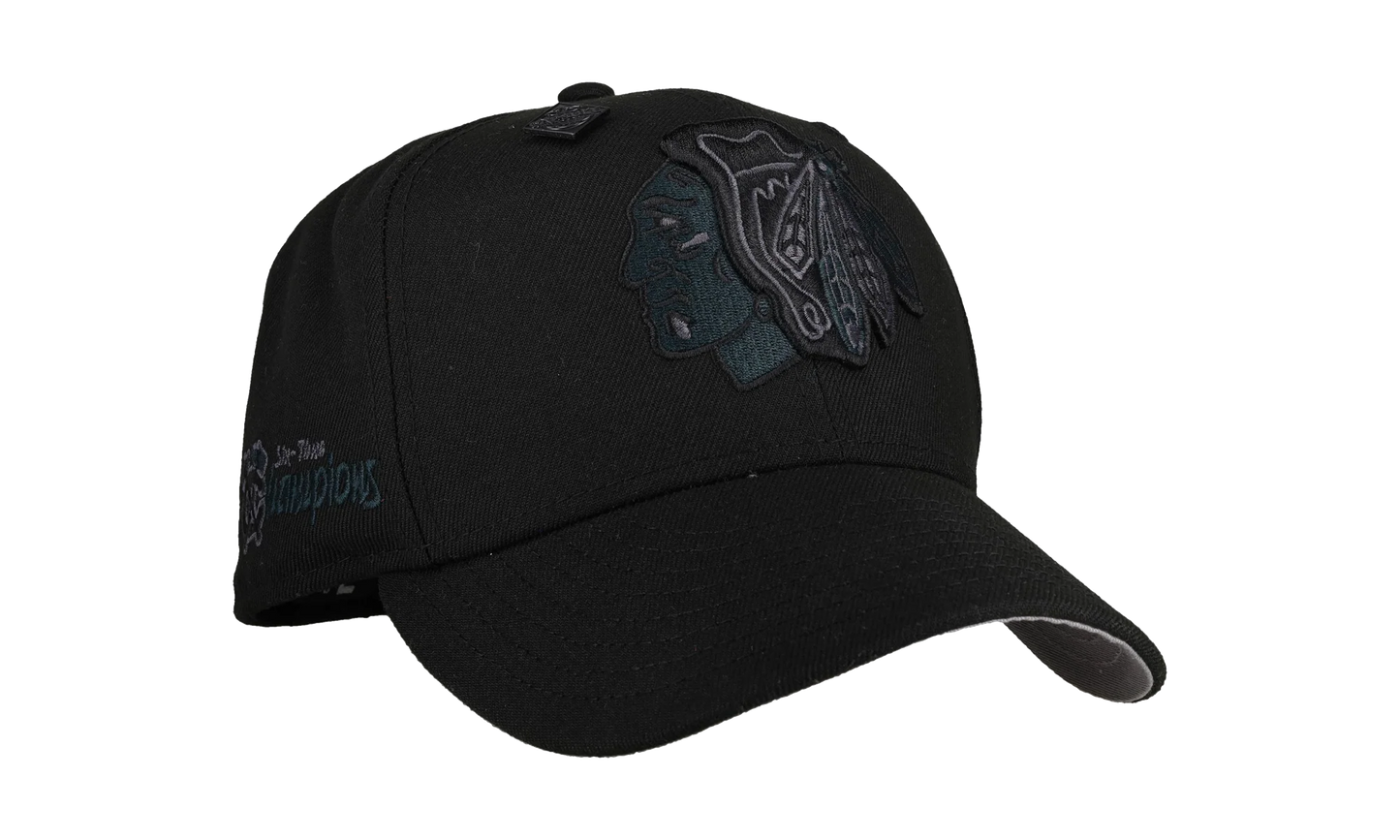 59FIFTY Chicago Black Hawks Six Time Champions Fitted Hat "Blackout" NE429