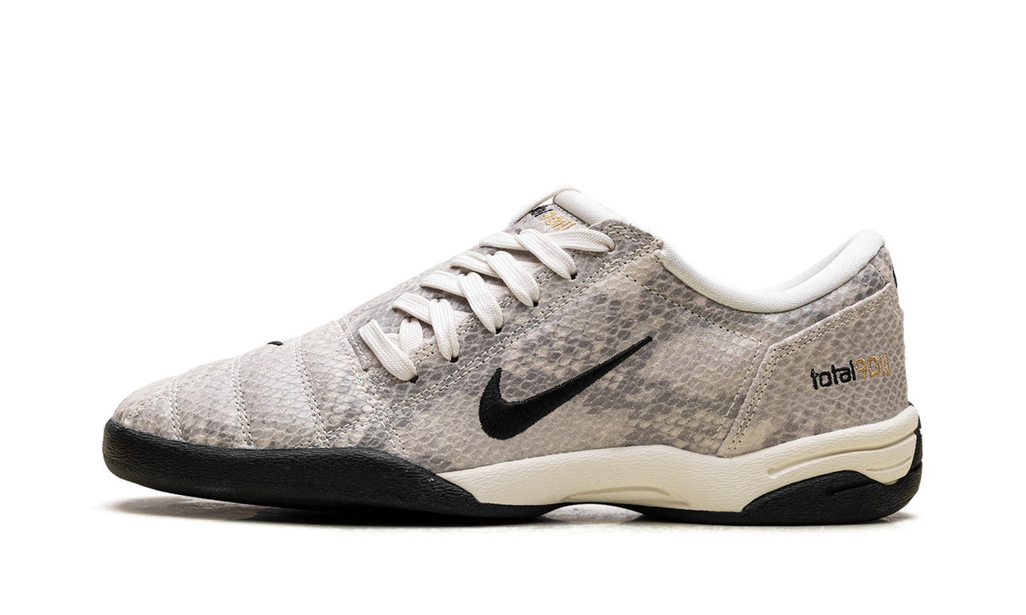 Total 90 III SE WMNS"Snakeskin - Pale Ivory" IB4204 100