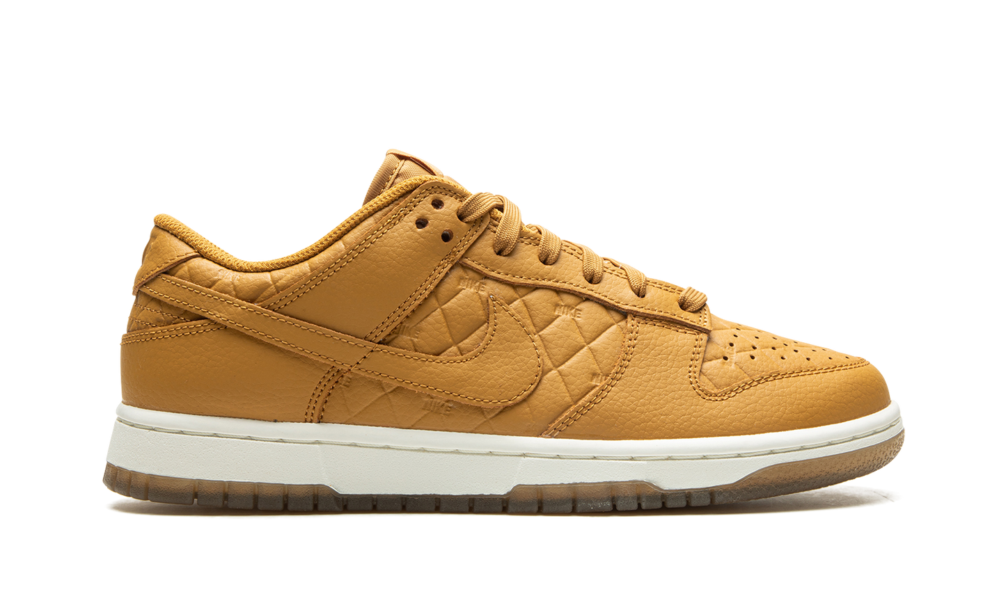 DUNK LO MNS WMNS"Quilted Wheat" DX3374 700