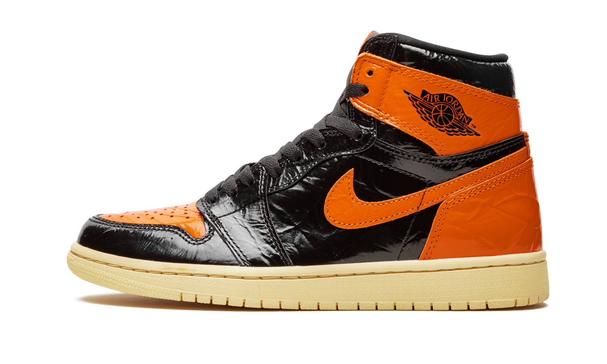 1 Retro High OG "Shattered Backboard 3.0" 555088 028