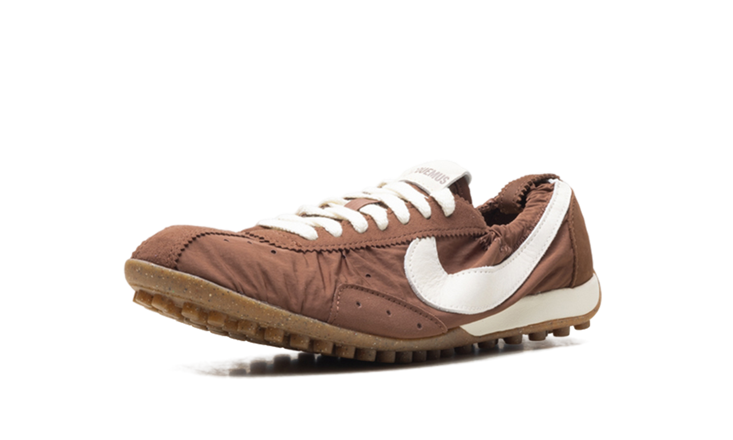 Moon Shoe WMNS"Jacquemus - Fauna Brown" HV8547 200