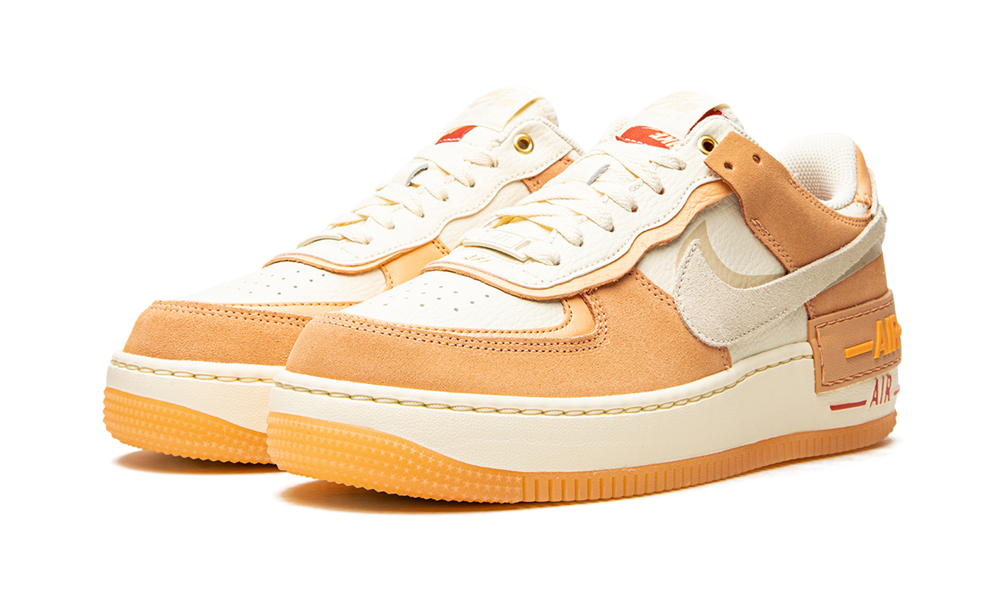 AIR FORCE 1 SHADO MNS WMNS"Sisterhood - Cashmere" DM8157 700