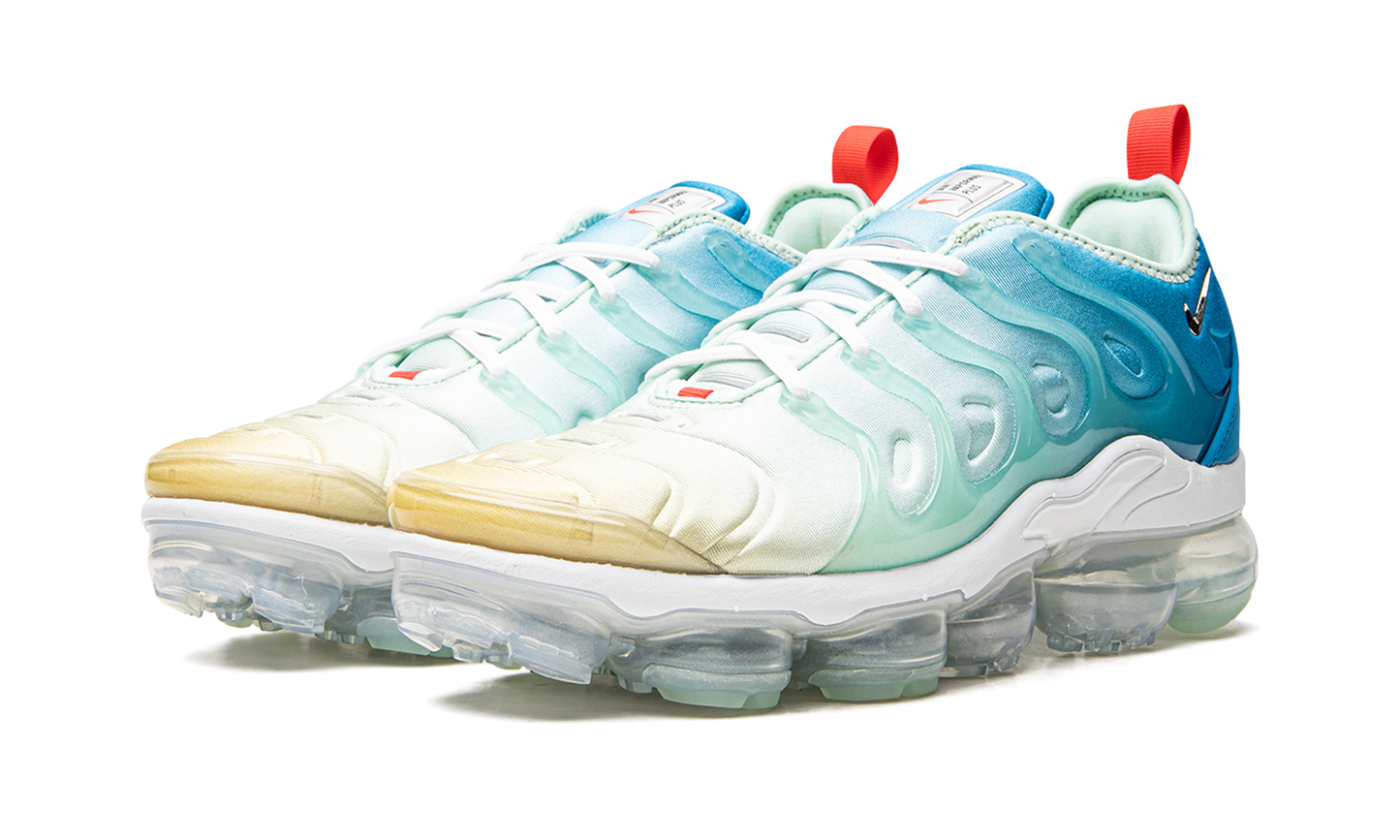 AIR VAPORMAX PLUS MNS WMNS"Since 1972" DQ7651 300