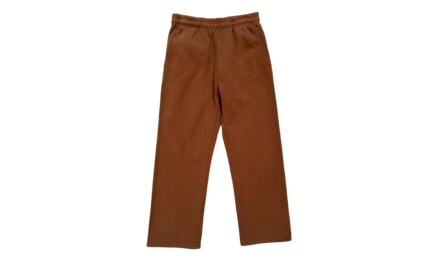 STRAIGHT LEG SWEATPANT "Brunette" ESSS26PA04012 6235