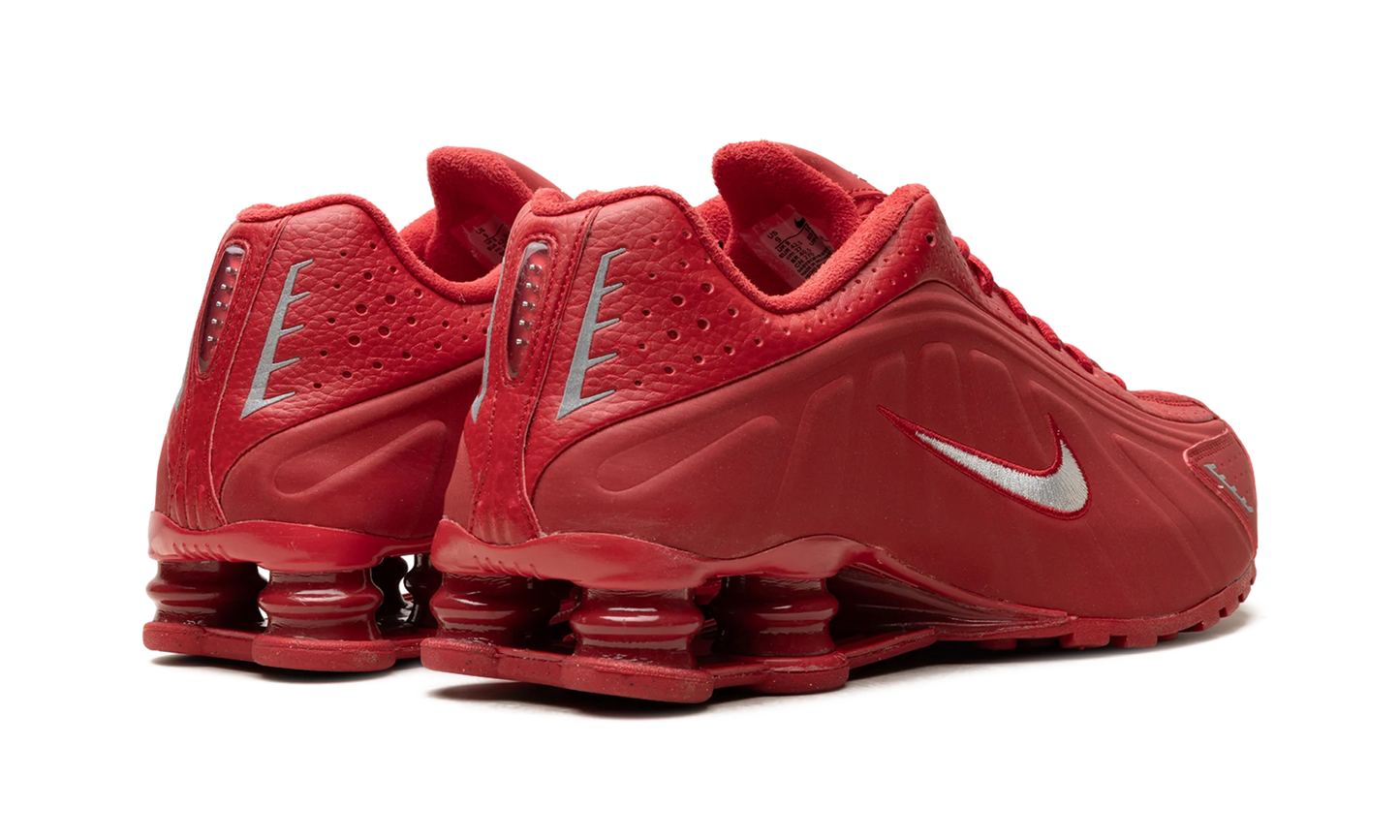 Shox R4 "Red White" IQ0608 687