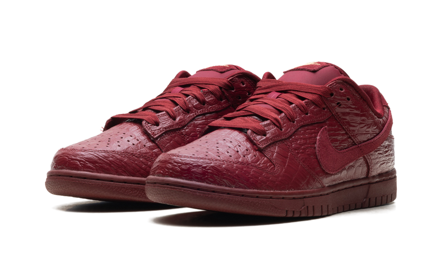 Dunk Low WMNS"Team Red Croc" HV4388 600