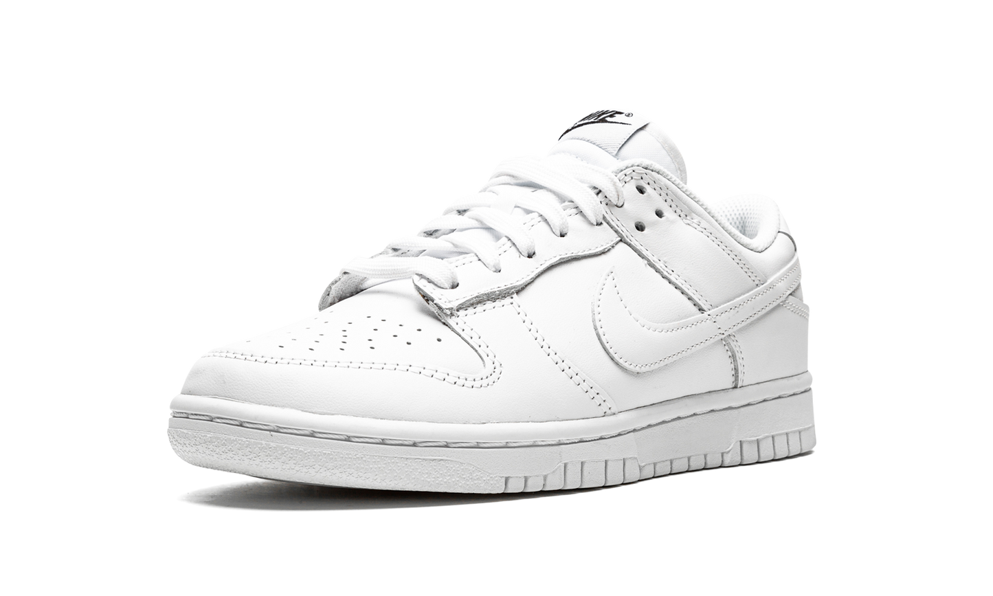 DUNK LOW WMNS"Triple White" DD1503 109