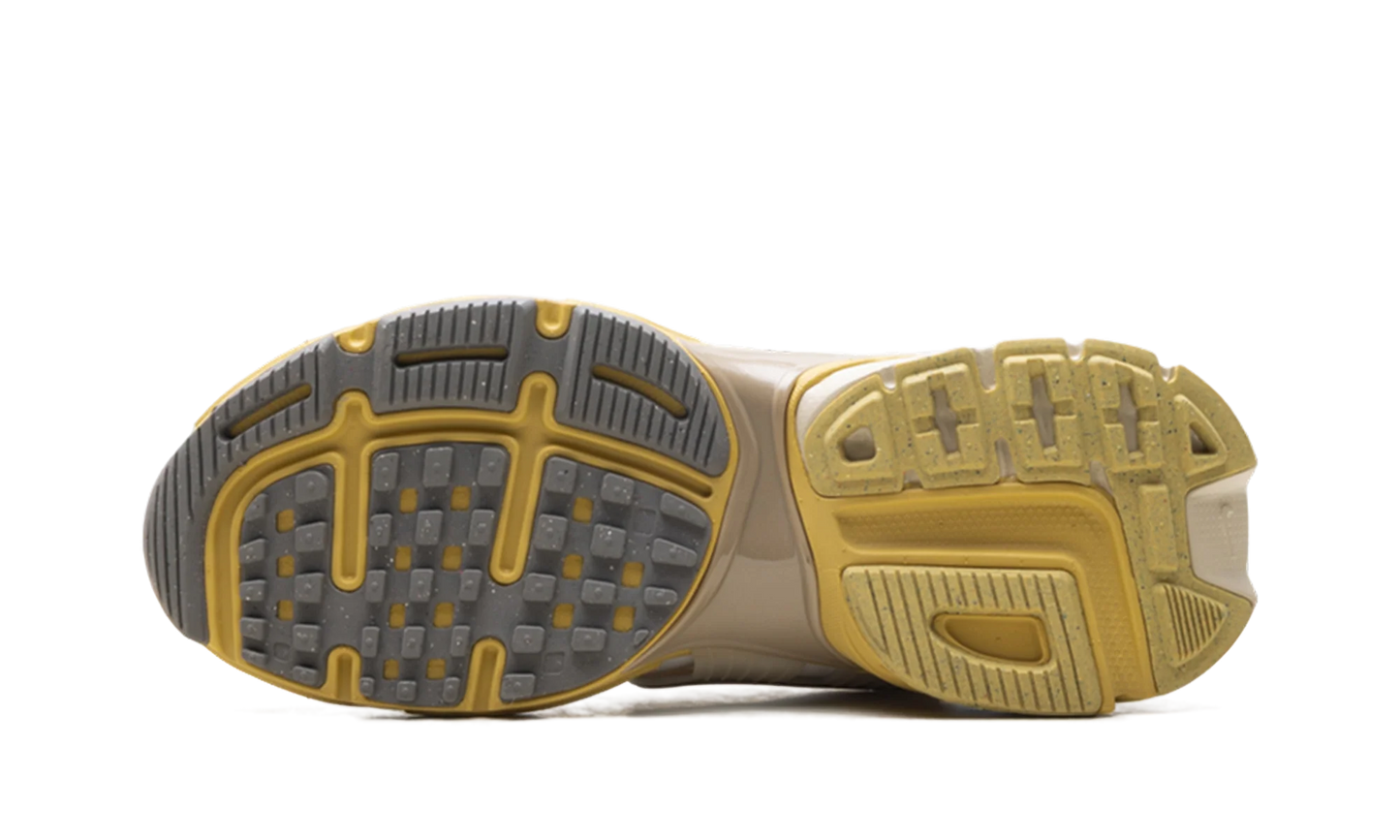 V2K Run WMNS "Gore-Tex White Light Bone" FZ2622 100