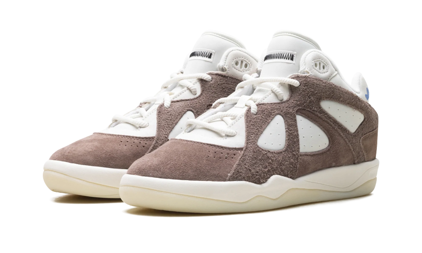 BadBo 1.0 "Bad Bunny - Brown" JS1469