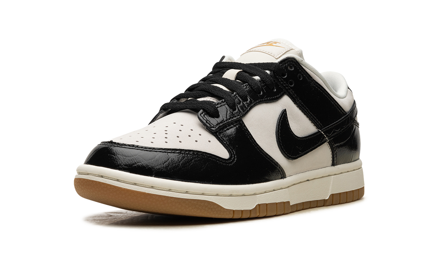 Wmns Dunk Low LX"Black Croc" FJ2260 003