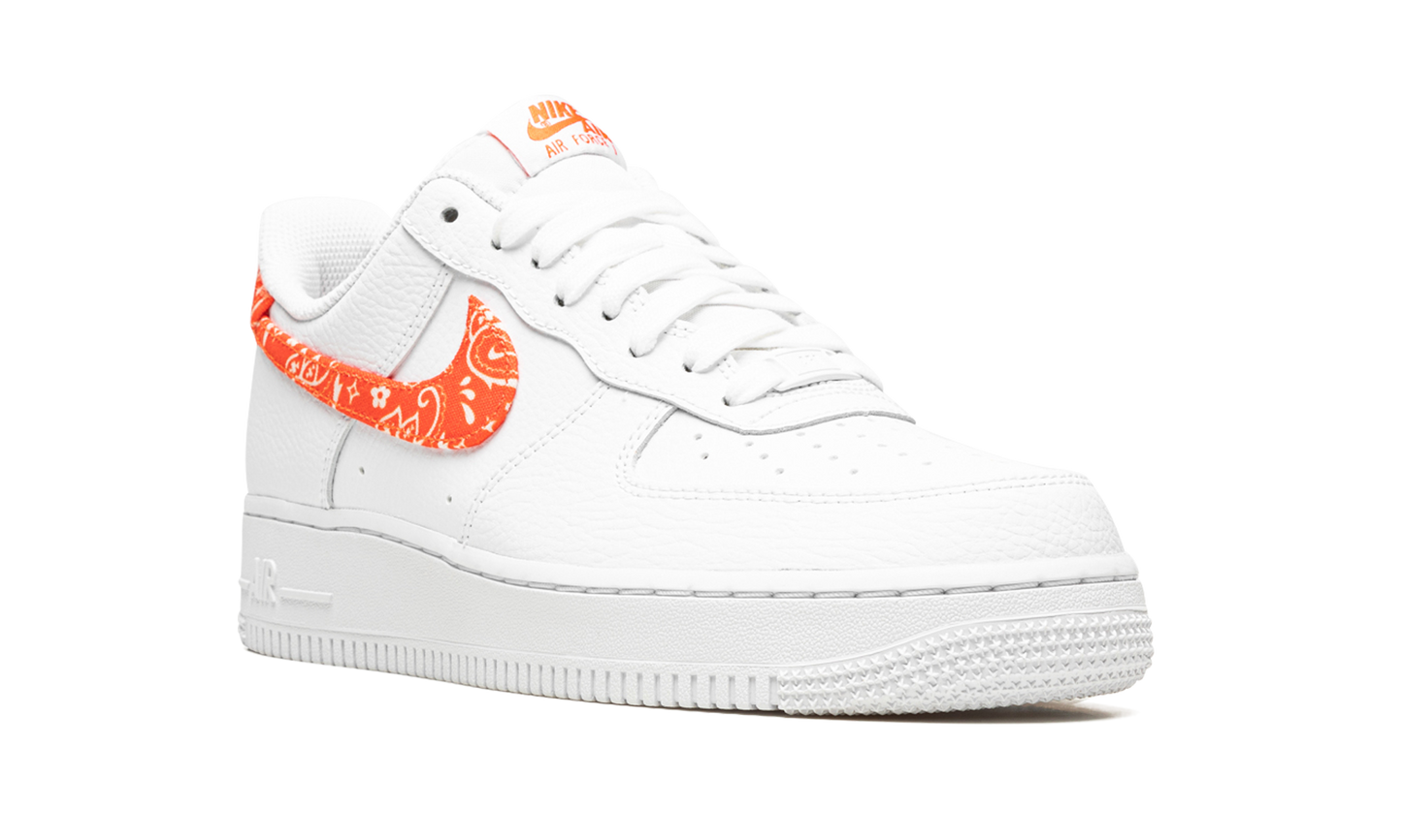 AIR FORCE 1 LO MNS WMNS"Orange Paisley" DJ9942 102