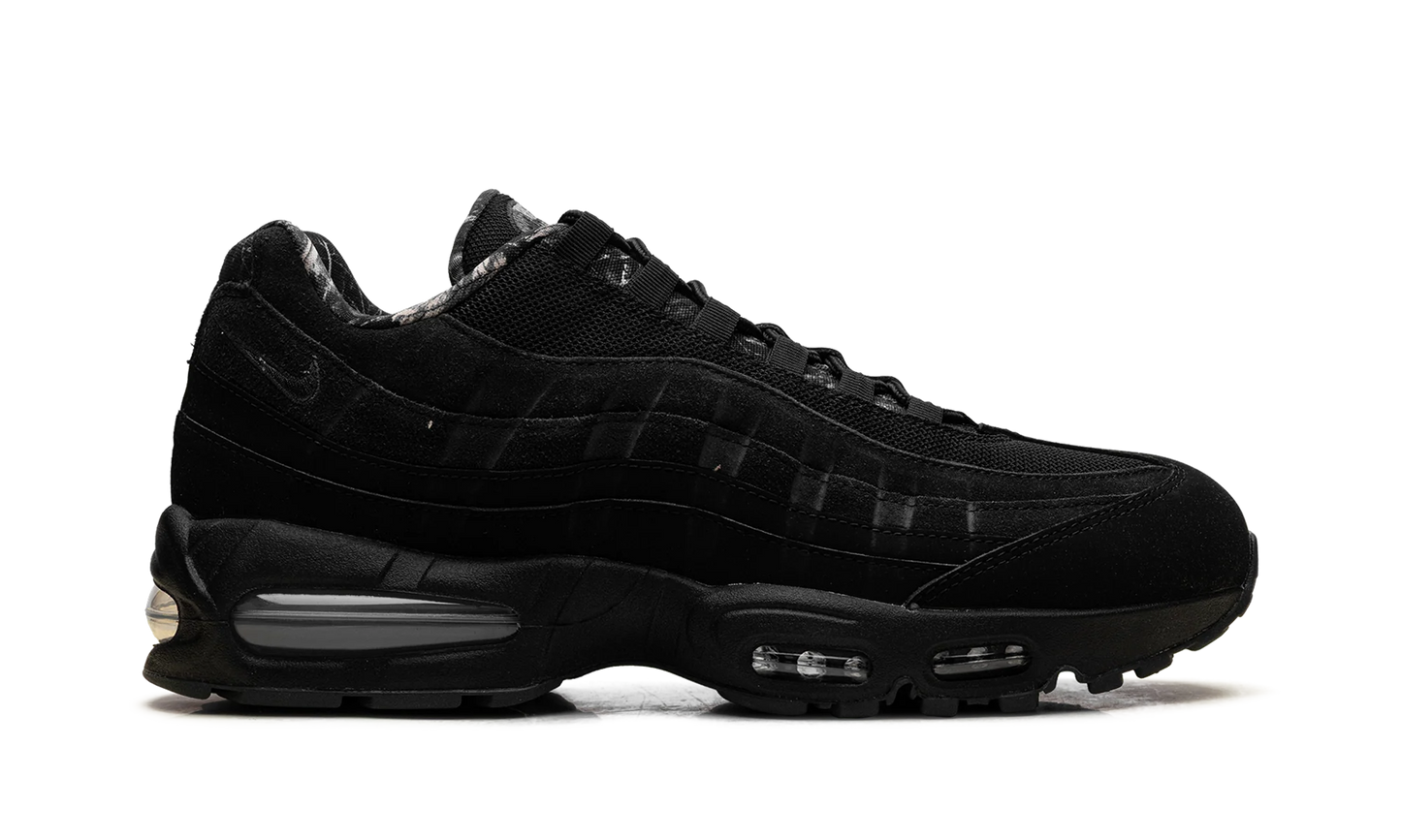Air Max 95 "Big Bubble Black Realtree Edge Camo" IQ0302 010