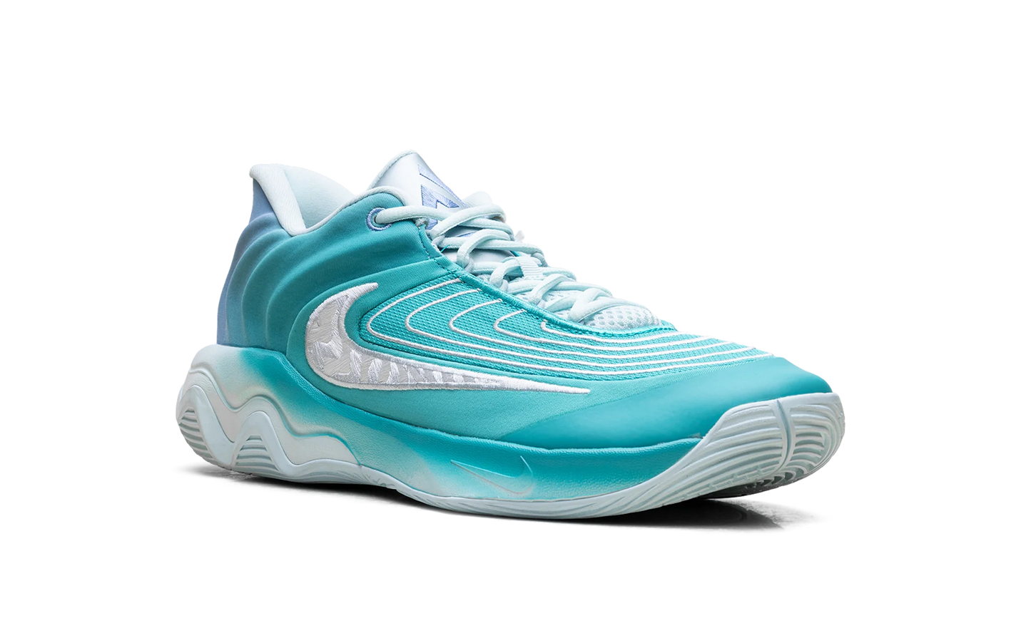 Giannis Immortality 4 "Christmas" FQ3680 300