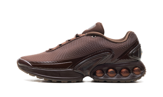 Air Max DN WMNS"Isamaya Ffrench Light Chocolate" HQ3837 200